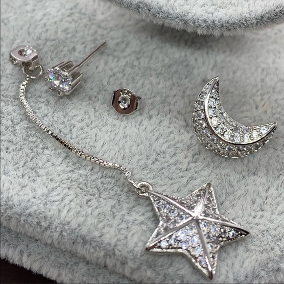 Sterling Silver 925 CZ Star ⭐️ Moon Earrings - Picture 2 of 5